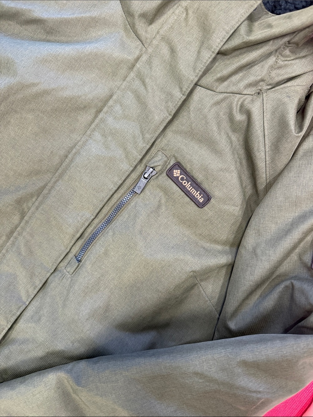 Columbia Olive Green Women's Faux Fur Trim Winter Parka - Picture 2 of 3